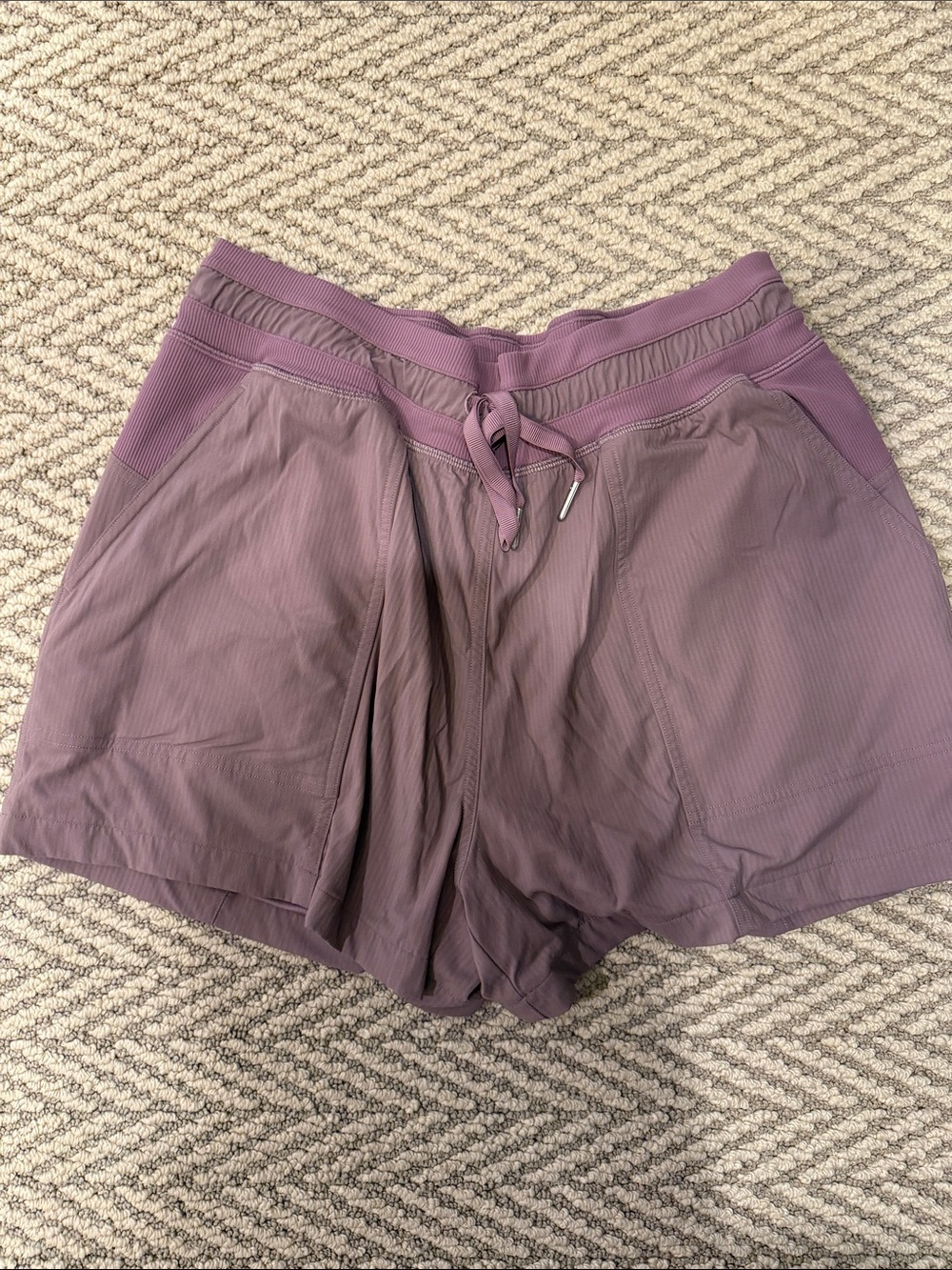 Lululemon Women's Lavender Active Drawstring Shorts